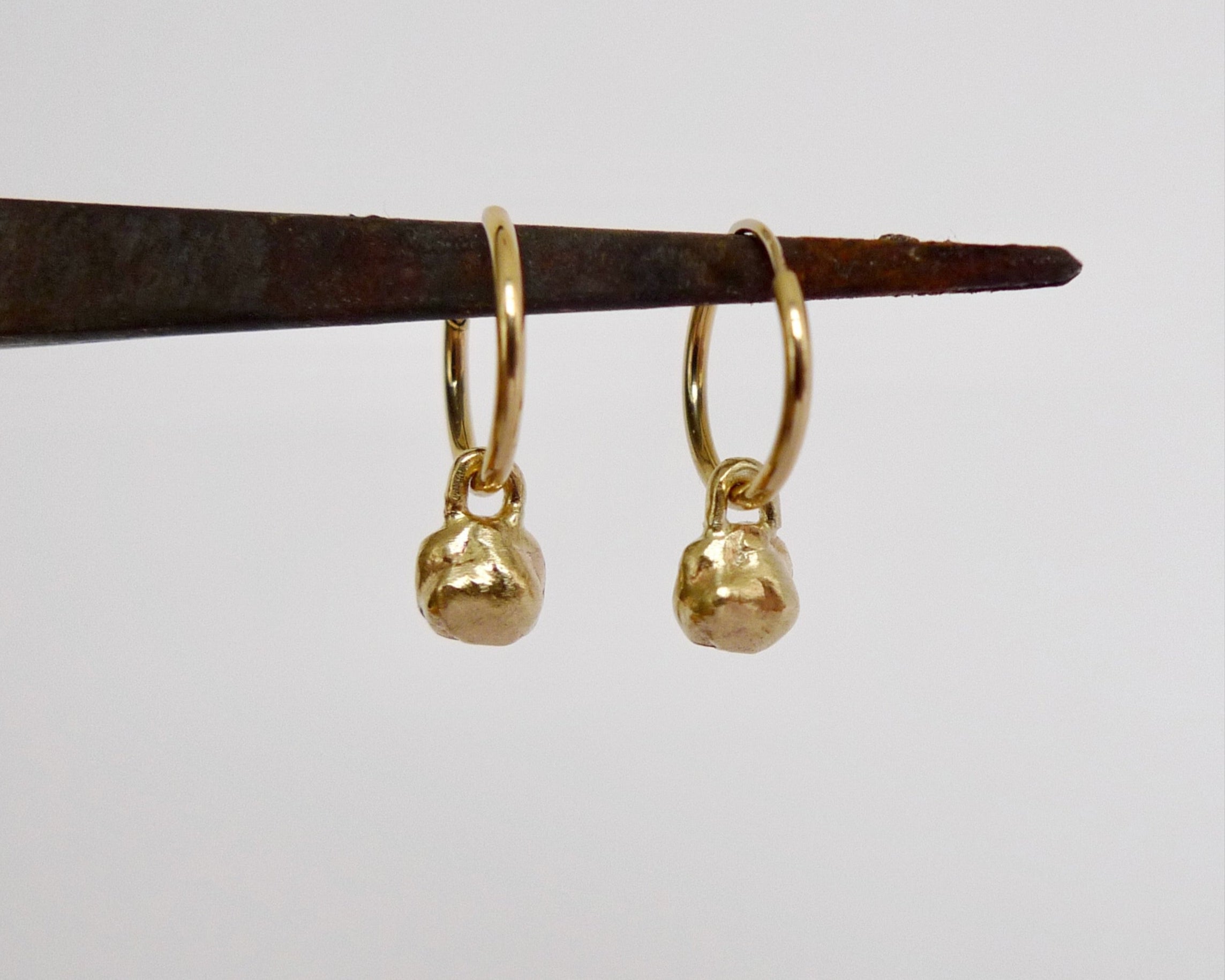 Dangling Nugget Hoops