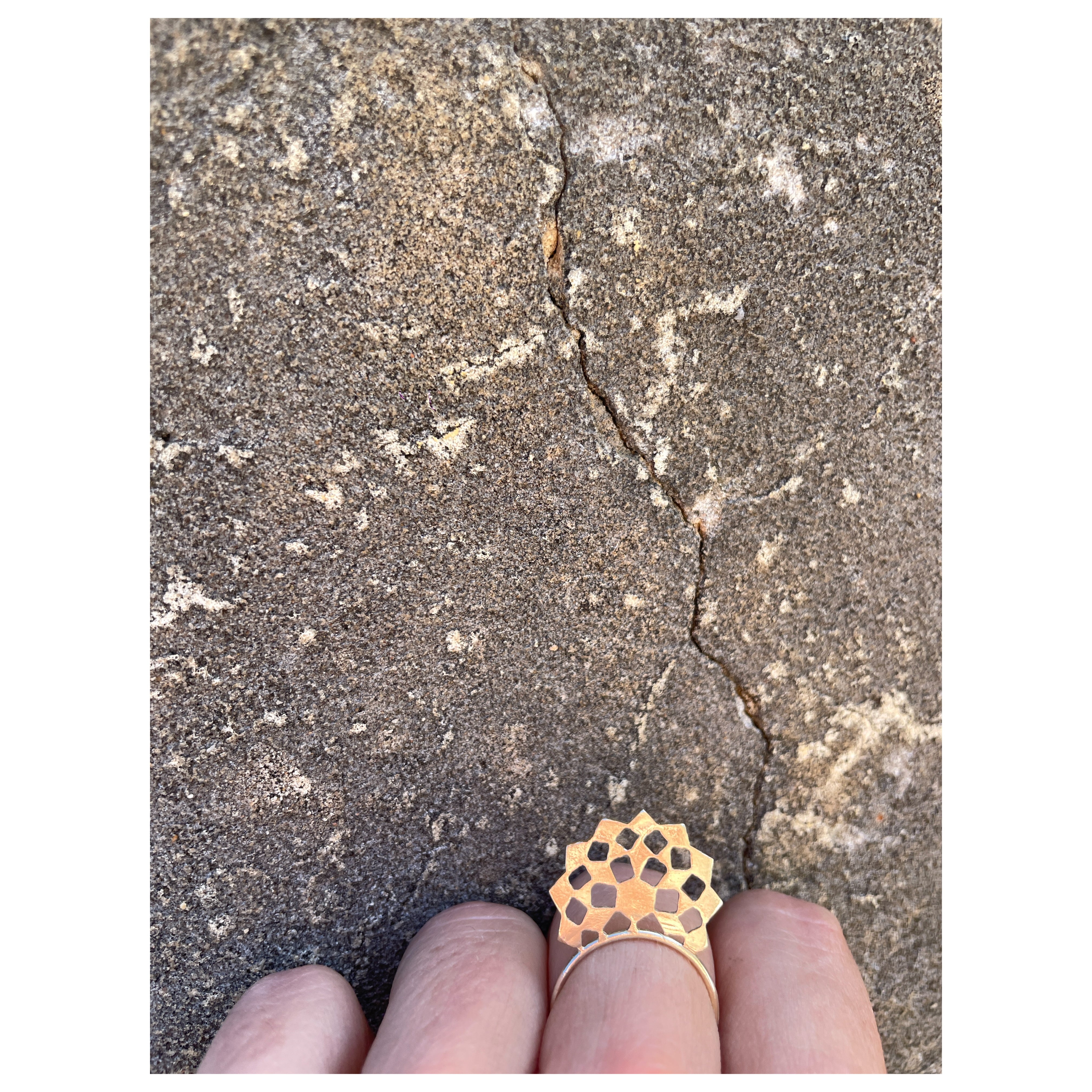 slim flat architecture modern cutout mountain ring set collection sting ring stylish cool gothic 14k solid gold mashrabiya ring