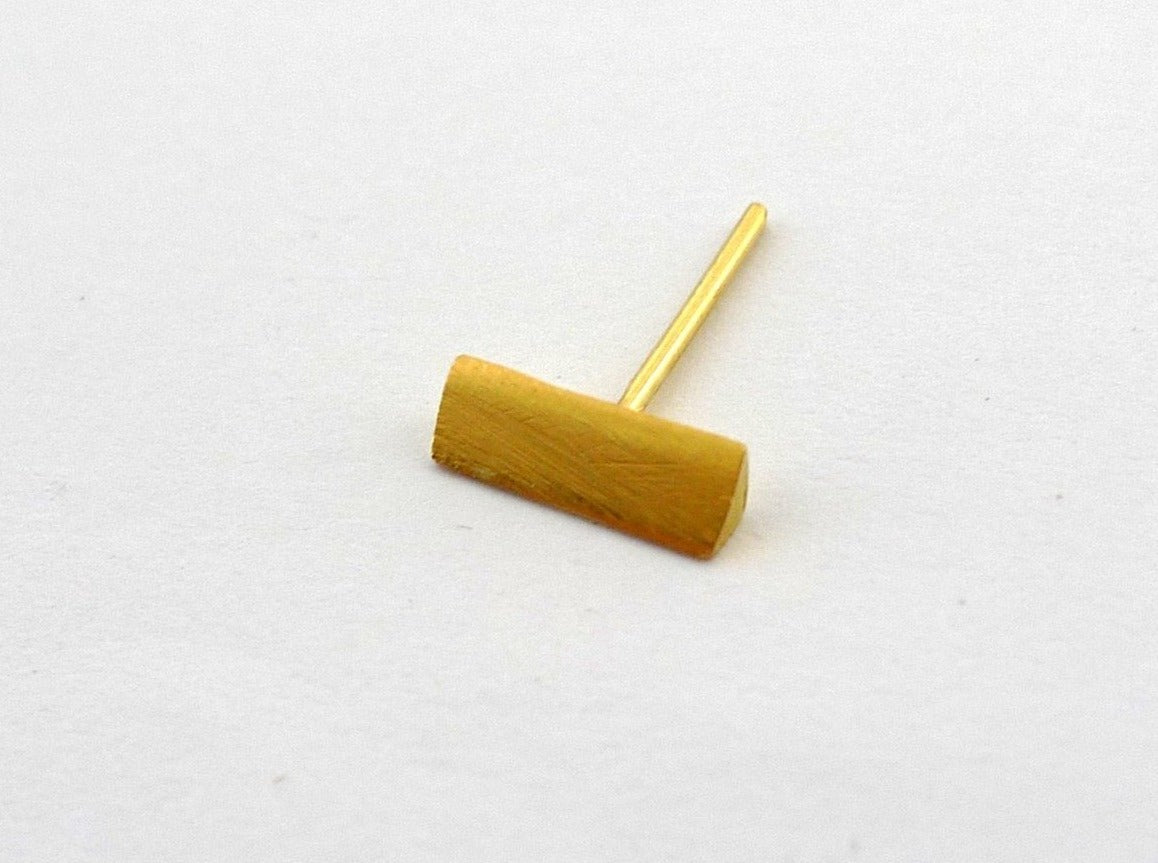unique bar earring side view triangle bar stud shiny smart geometric 18k solid gold handmade recycled