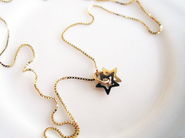 14k 18k gold dainty tiny outline solid gold stars ultra thin chain necklace