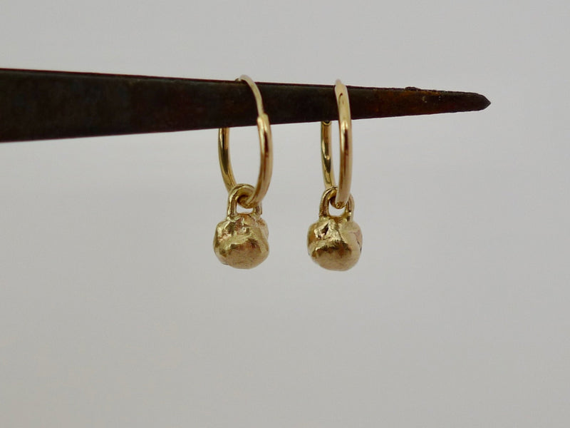 Dangling Nugget Hoops