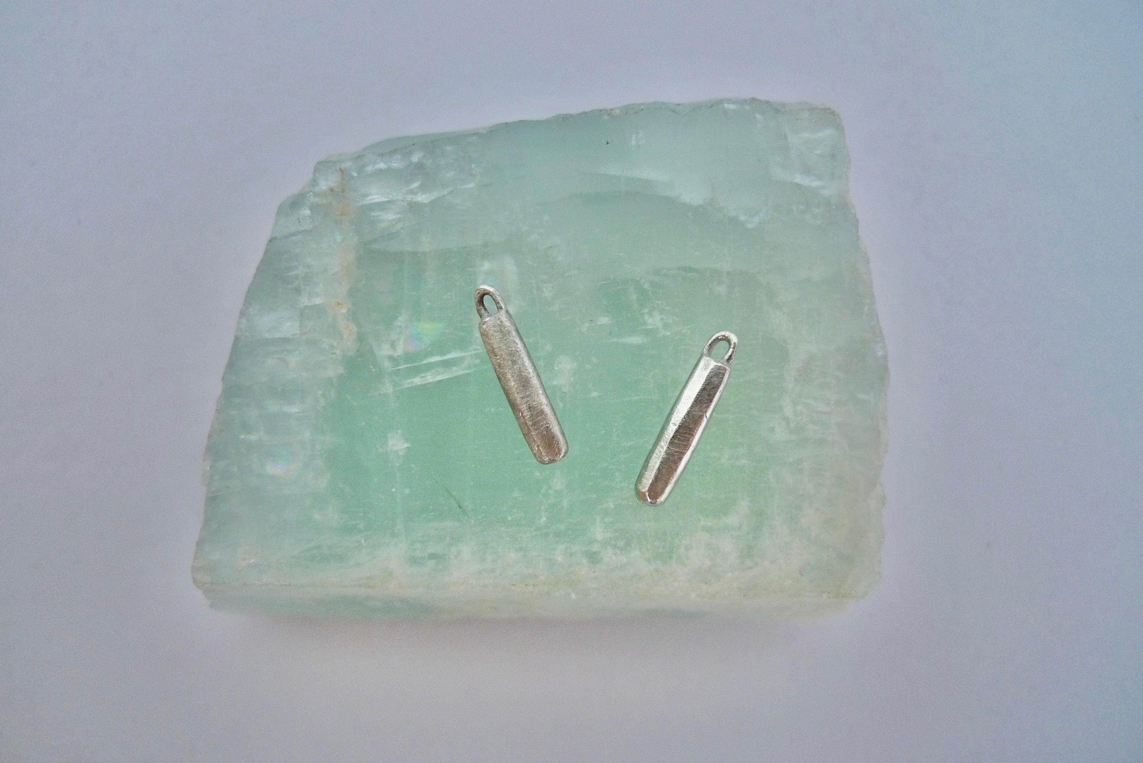 tiny platinum charm short bar line shape matte or shiny solid platinum unisex design