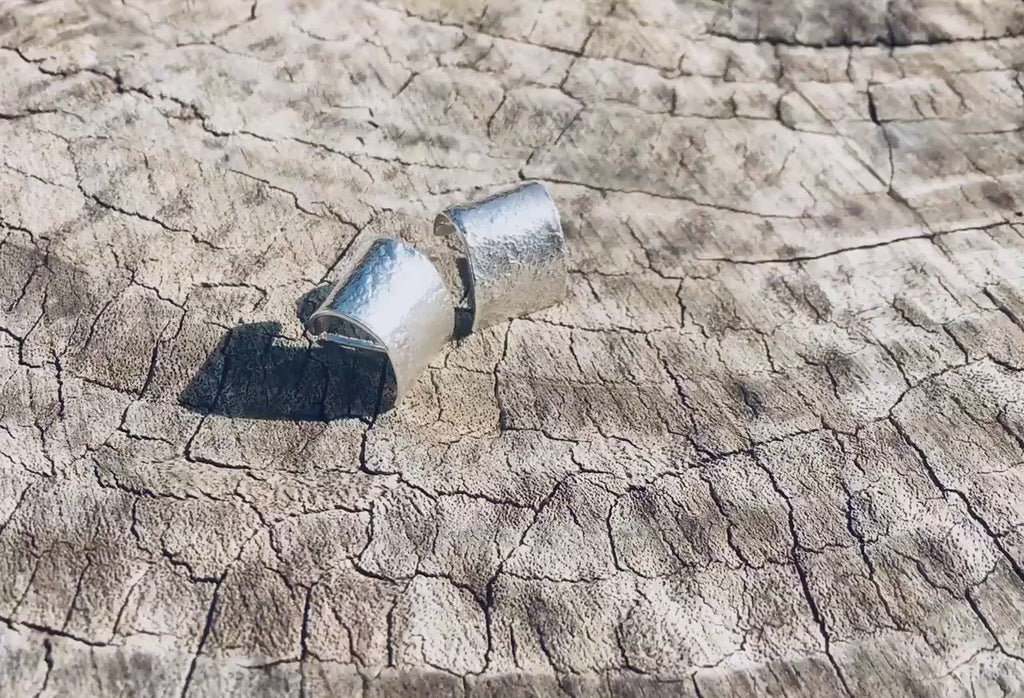 shiny silver rustic distressed rough wrinkles ice ear cuff wrap stud earrings