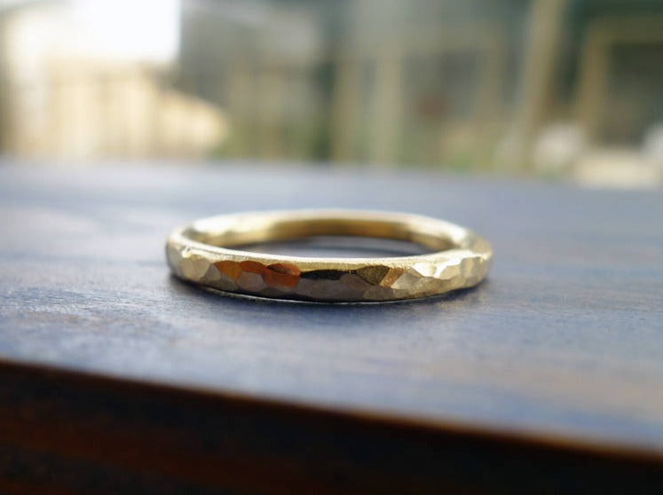 Big & Unisex Gold