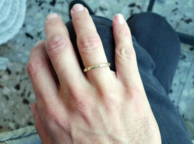 Big & Unisex Gold