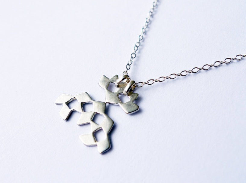 תליון מיני משרביה כסף סטרלינג עדין עיצוב יחודי רובוט ספייס אינביידרז חיתוך מודרני עיצוב אדריכלי גיאומטרי מעויינים 925