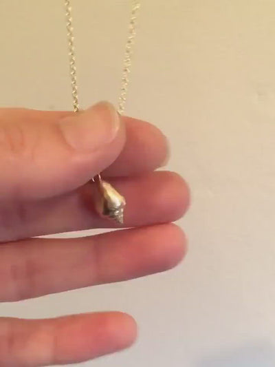 14K gold tulip shell chain Deep Sea pendant charm