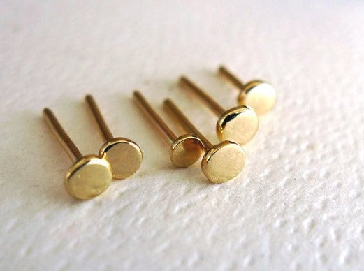 solid gold 14k recycled dots circle round earrings handmade non symmetrical nails shape studs shiny finish