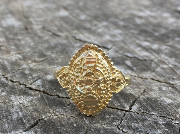 טבעת זהב מעוטרת עם קישוטים בסגנון מזרחי הודי אוריינטלי אתני מרקיזה 14 18 קרט עבודת יד